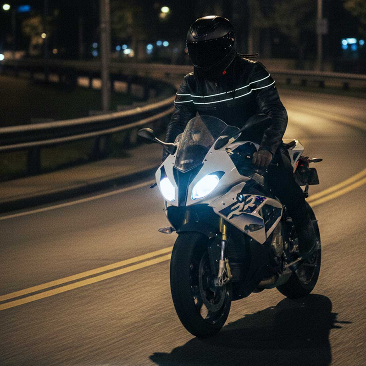 Milwaukee Leather Men's Black Leather Sporty Crossover Scooter
