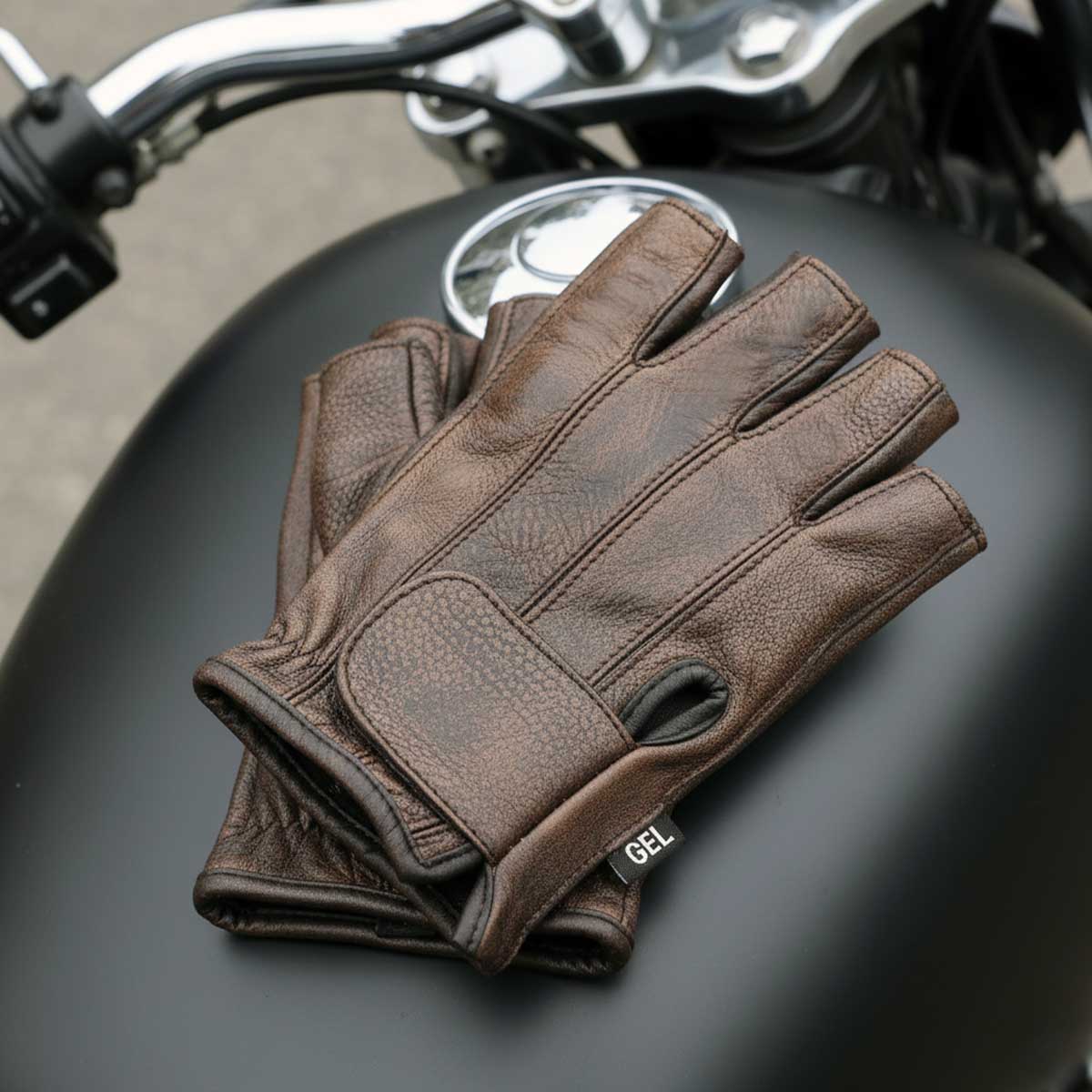 パウエル　ナノギューブ　56mm Milwaukee Leather MG7561 Men's Premium Brown Leather Gel Padded