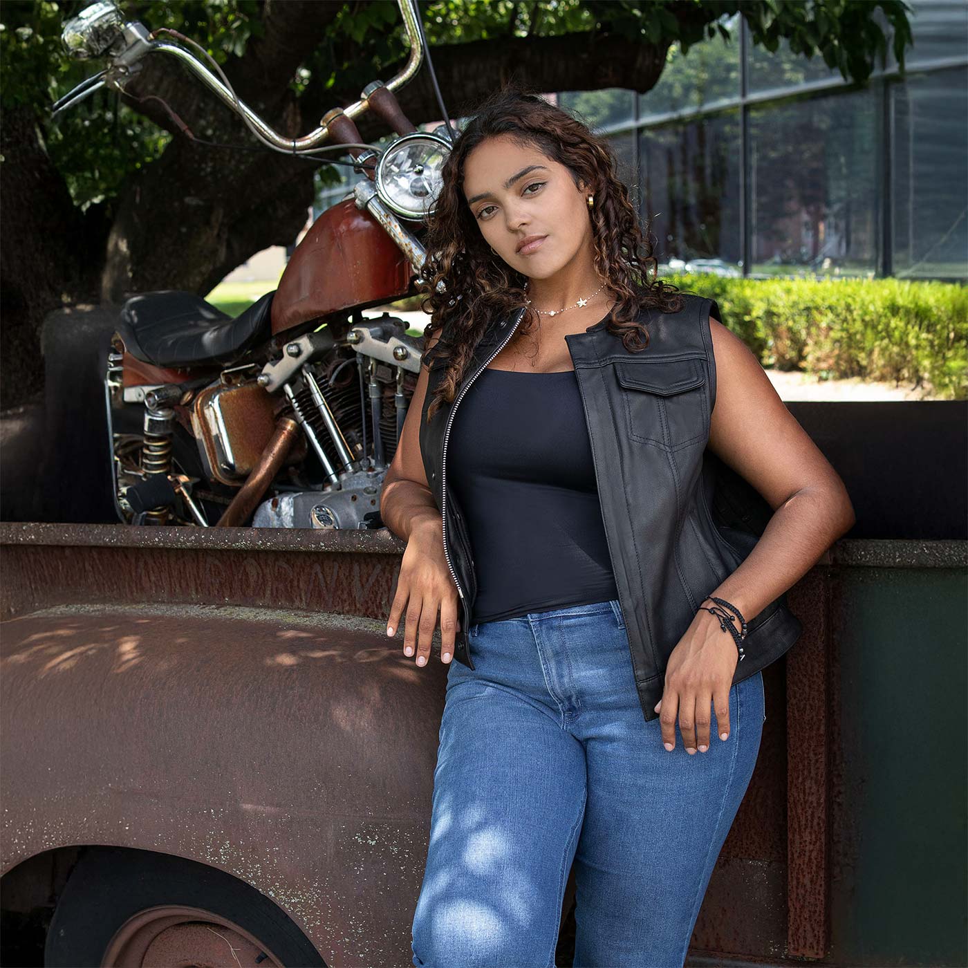 Milwaukee Motorcycle Clothing Co. Women's Girls-Club Black Leather Scooter Style Vest w/ Mandarin Collar MMC40005