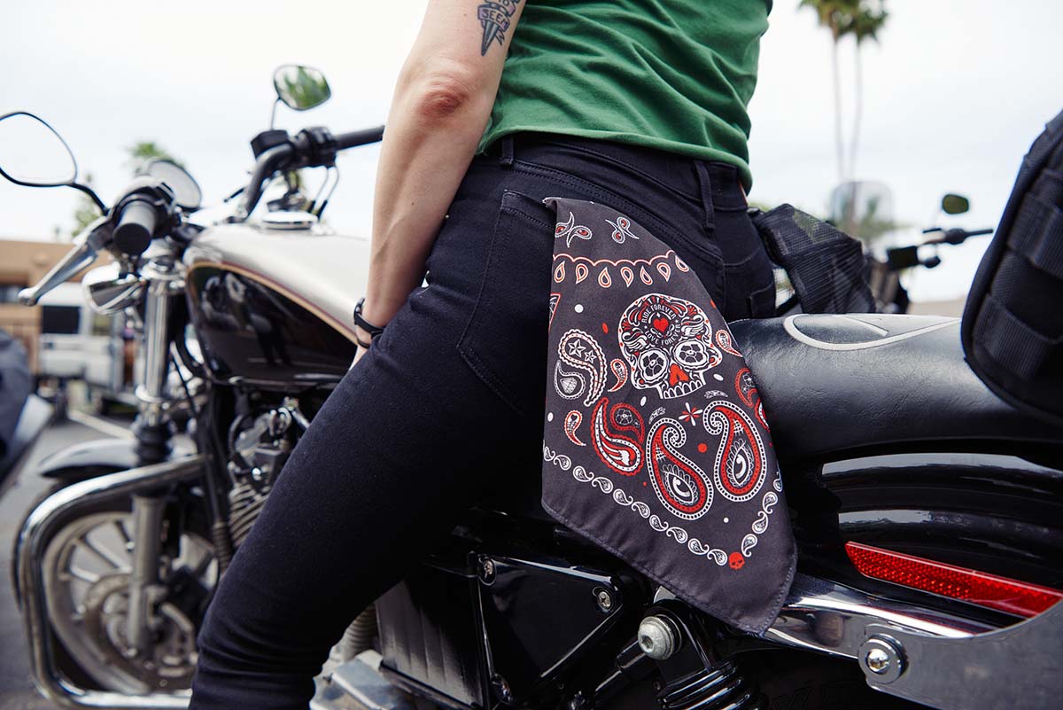 Hot Leathers BAB1076 Sugar Cat Poco Loco Bandana