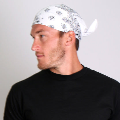 Hot Leathers BAP1005 Classic White Paisley Bandana