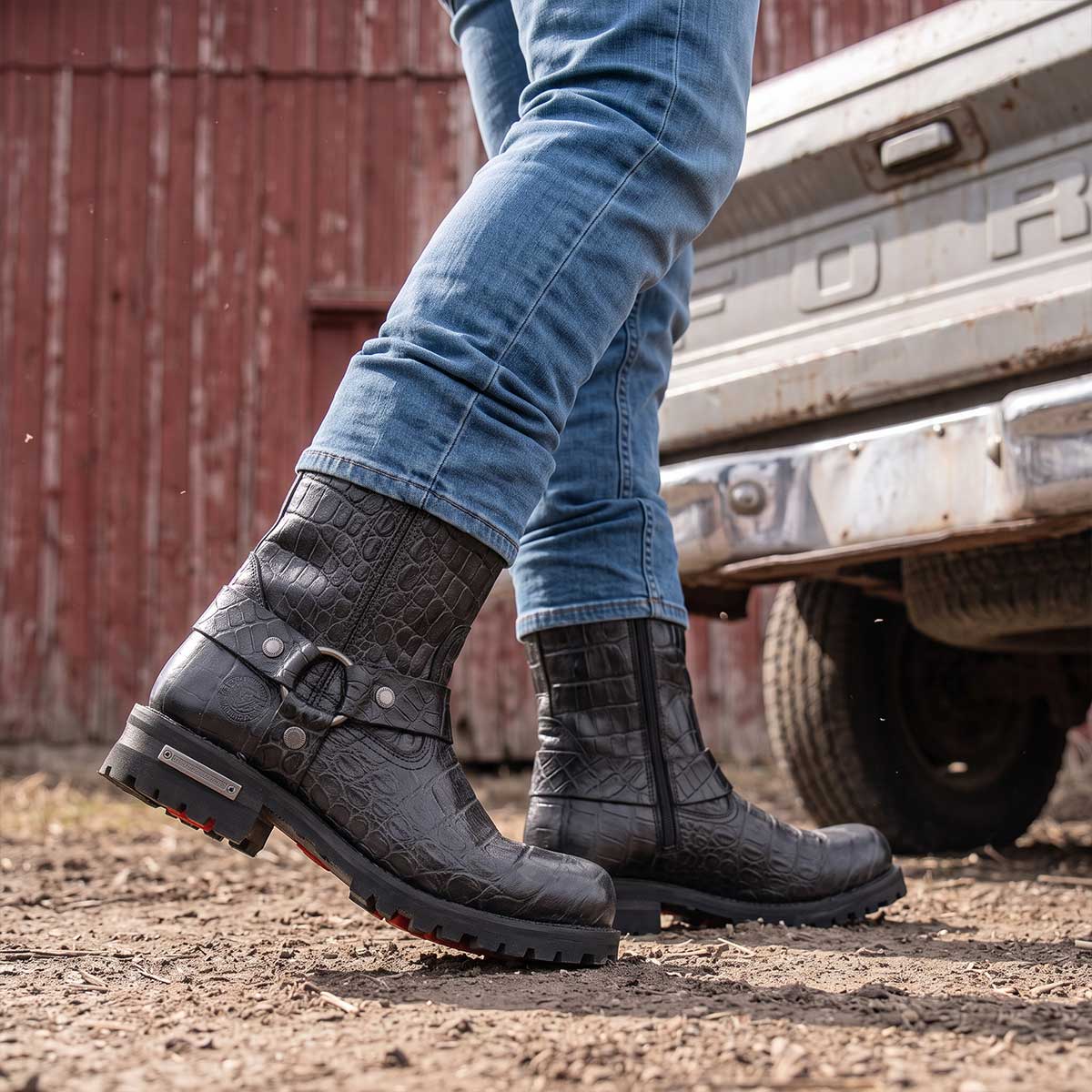 Milwaukee Leather Men’s Crocodile-Embossed Leather Motorcycle Boots