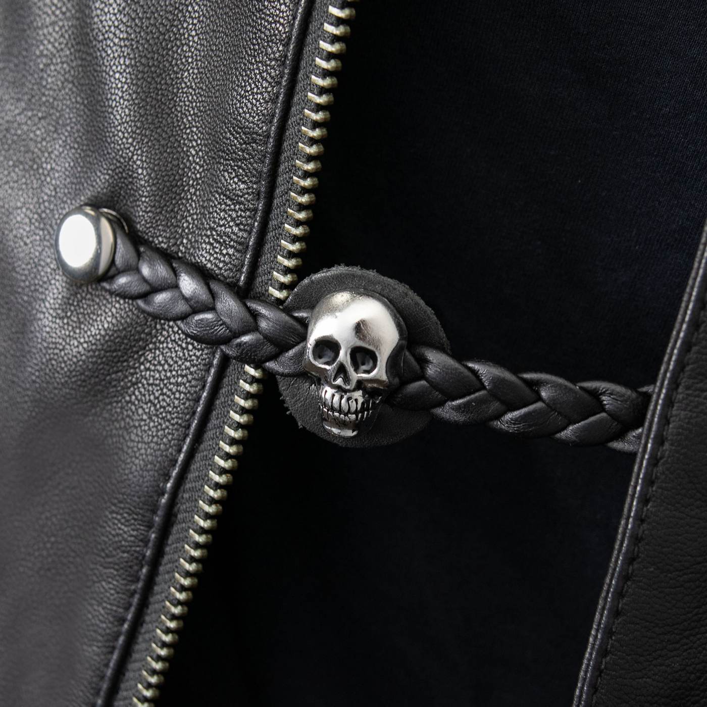 Milwaukee Leather Skull Medallion Vest Extender Genuine Leather Braided Strap 6.5" Extension 4-PCS MLA6064SET