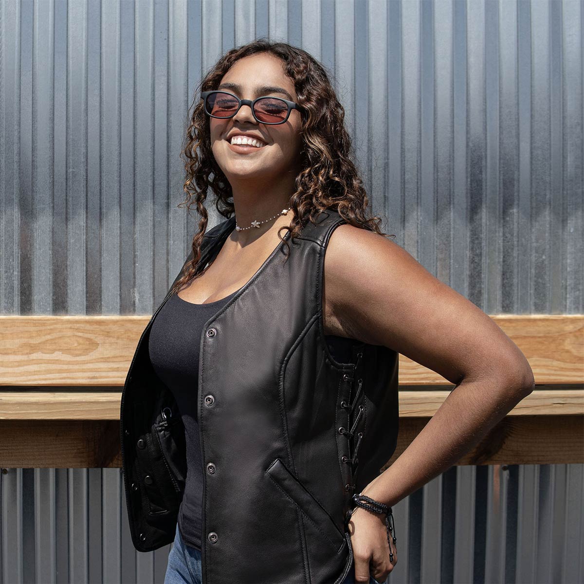 Milwaukee Motorcycle Clothing Co. Women's Born-Free Tall Sizes Black Leather Vest w/ V-Neck, Side Lace, Snap MMC40002