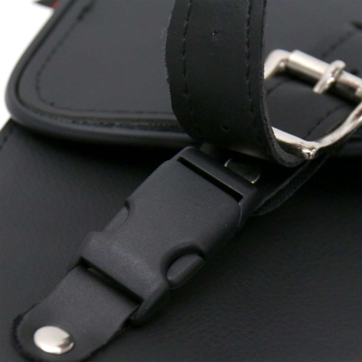 Hot Leathers Saddlebags Swing Arm Buffalo Left SDF1003